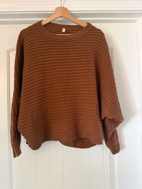 Wishlist Ribbed Crewneck Sweater - Warm Brown
